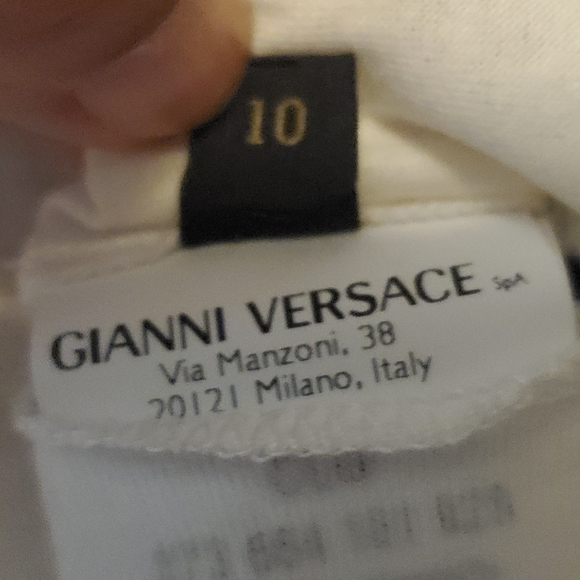 Versace Contrast Colour Logo T-Shirt - Picture 11 of 16